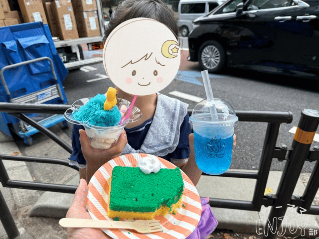 ベビタピで購入したドリンクやモンブラン。カラフルで映える商品。